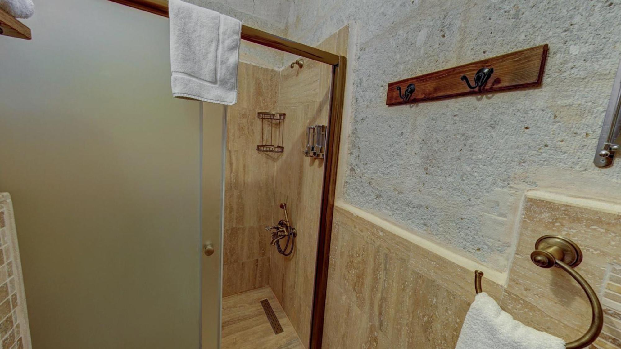 فندق Hikmet'S House أفانوس المظهر الخارجي الصورة