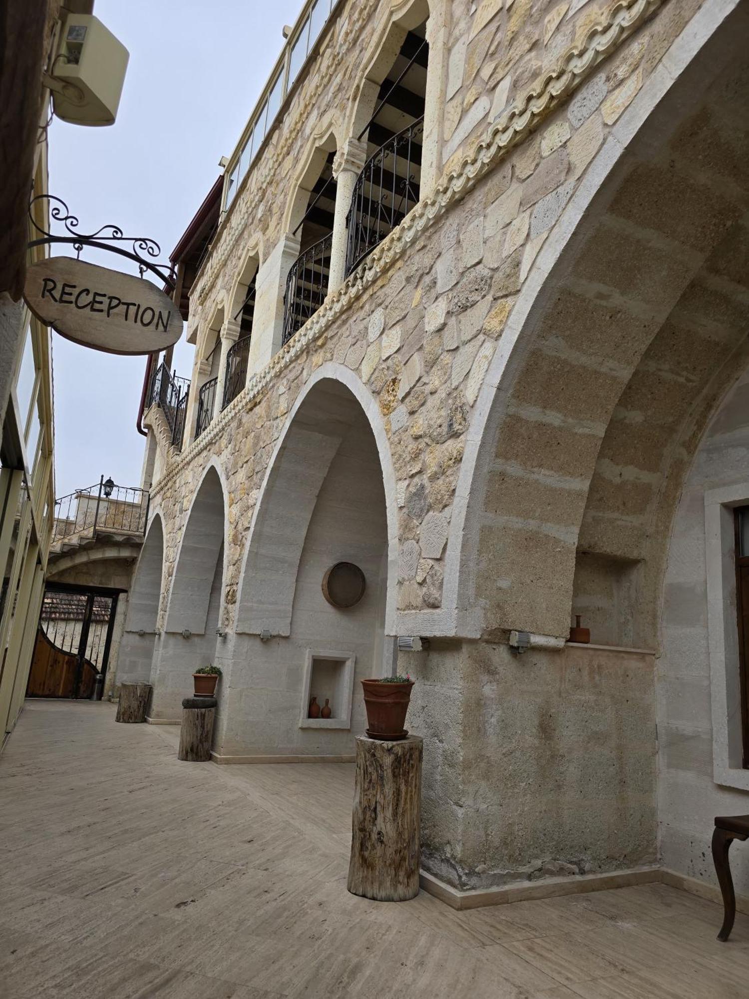 فندق Hikmet'S House أفانوس المظهر الخارجي الصورة